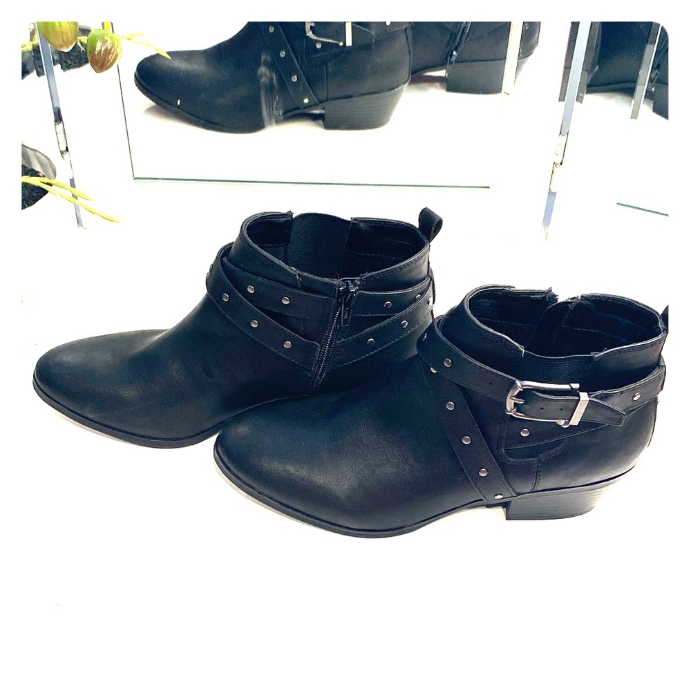 Style & Co. Boots